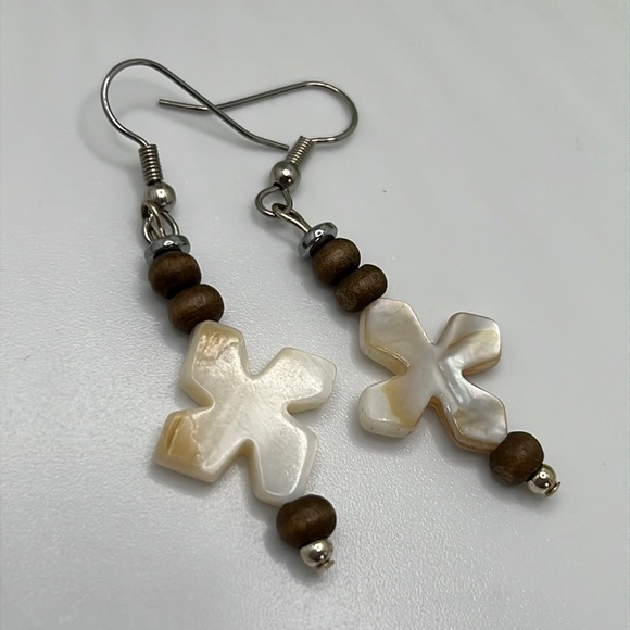 Jewelry - Shell Cross & Wood Beaded Earrings.